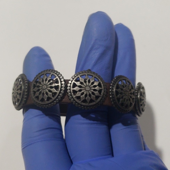 Brown Leather Bracelet with Ornate Silver Medallions – Adjustable Unisex Boho - Picture 7 of 9